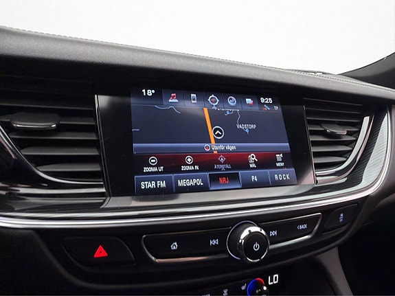 Opel Insignia 18 of 28