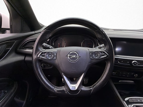 Opel Insignia 12 of 28