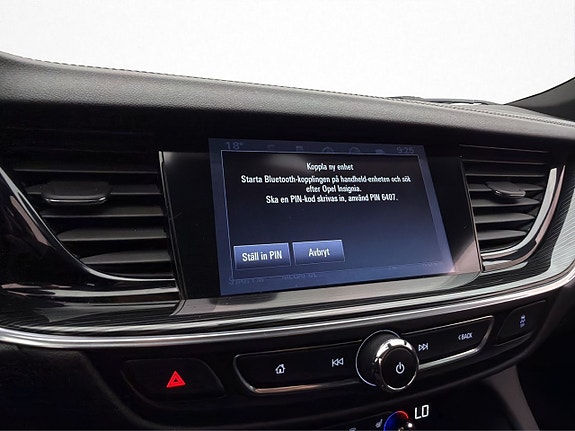 Opel Insignia 19 of 28