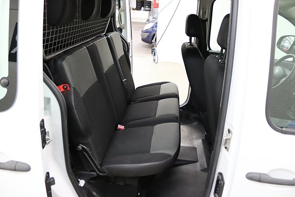 Renault Kangoo Express 14 of 16