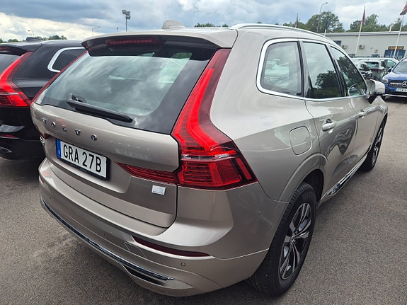 Volvo XC60 3 of 4