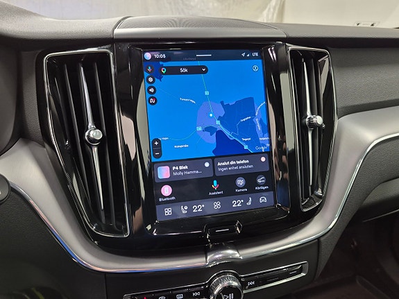 Volvo XC60 8 of 13