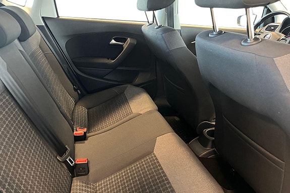 Volkswagen Polo 18 of 21