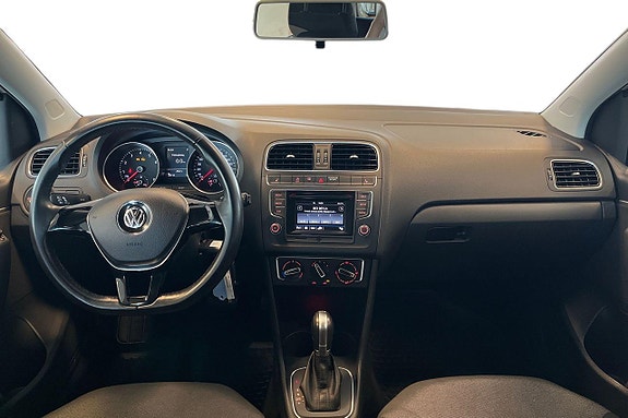 Volkswagen Polo 12 of 21