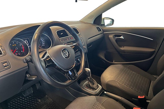 Volkswagen Polo 11 of 21
