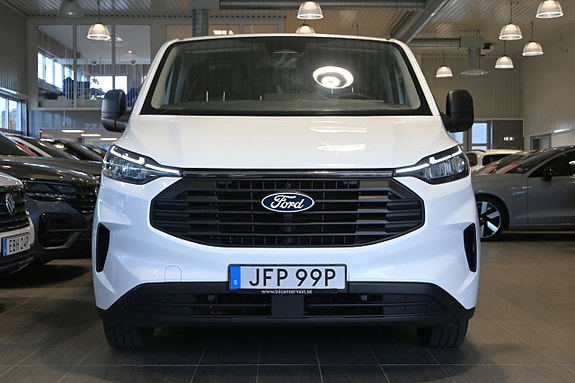 Ford Transit Custom 5 of 5