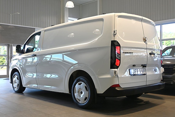 Ford Transit Custom 3 of 5