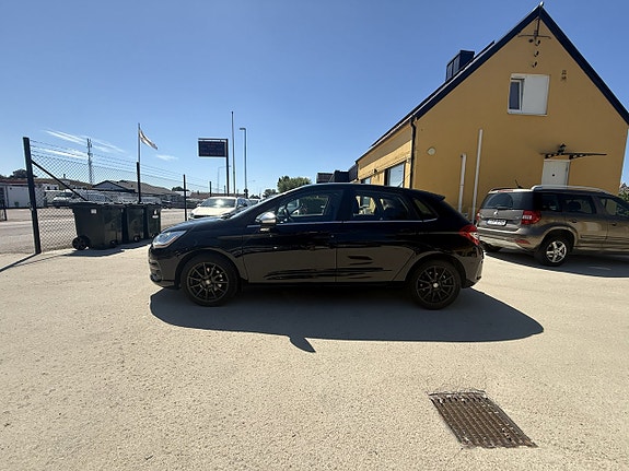 Citroen C4 5 of 13