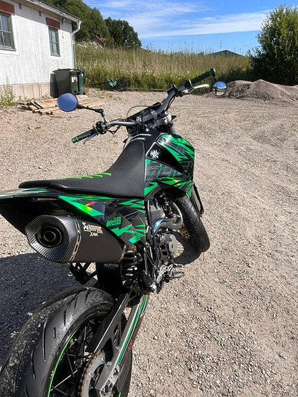 KTM 660 SMC - A2 Supermoto 3 of 6