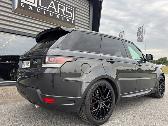 Land Rover Range Rover Sport 26 of 29