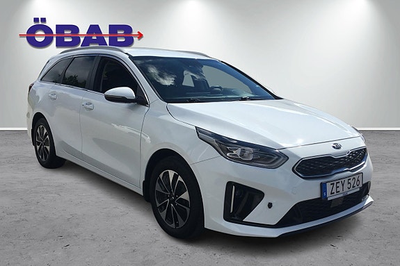 Kia Ceed 3 of 12