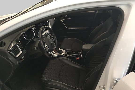 Kia Ceed 8 of 12