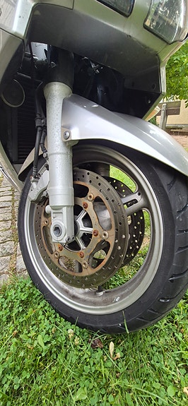 Yamaha FJR1300 6 of 8