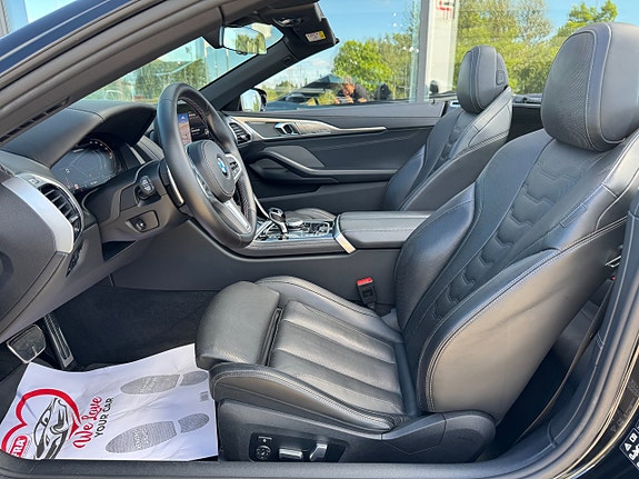 BMW M850i 12 of 21