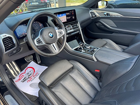 BMW M850i 13 of 21