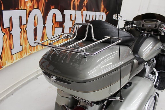 Yamaha RoyalStar Venture XVZ1300 9 of 15