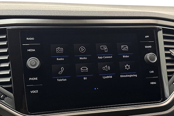 Volkswagen T-Roc 23 of 30
