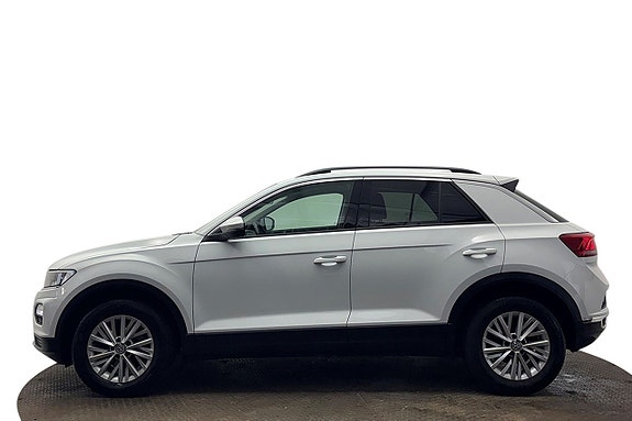 Volkswagen T-Roc 10 of 30