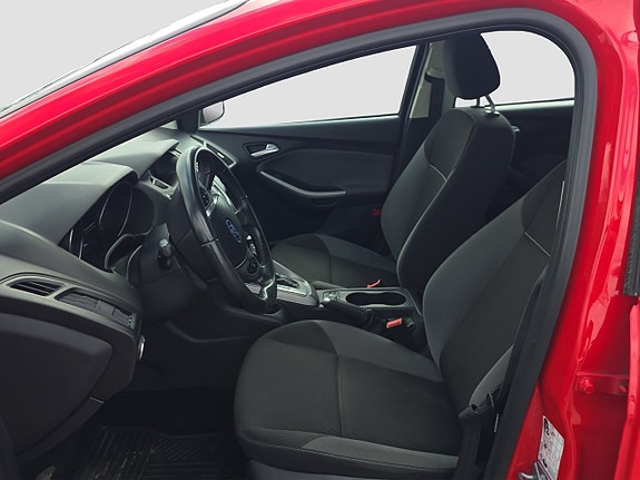 Ford Focus 9 of 12