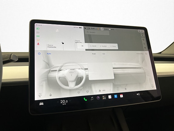 Tesla Model Y 19 of 30