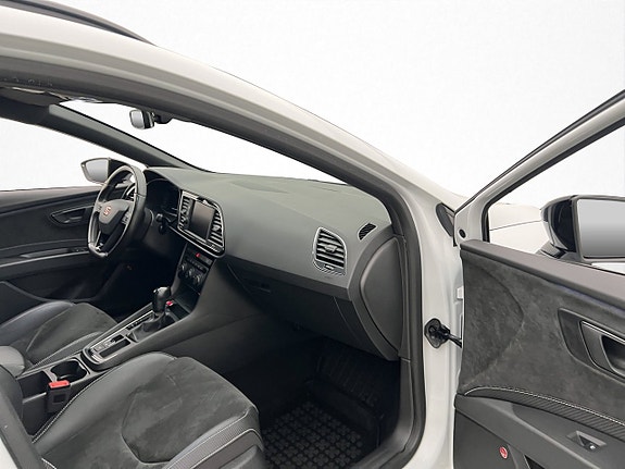Seat Leon 26 of 30
