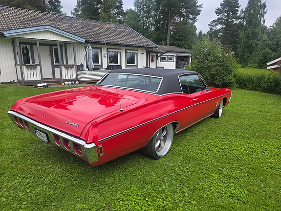 Chevrolet Impala 5 of 5