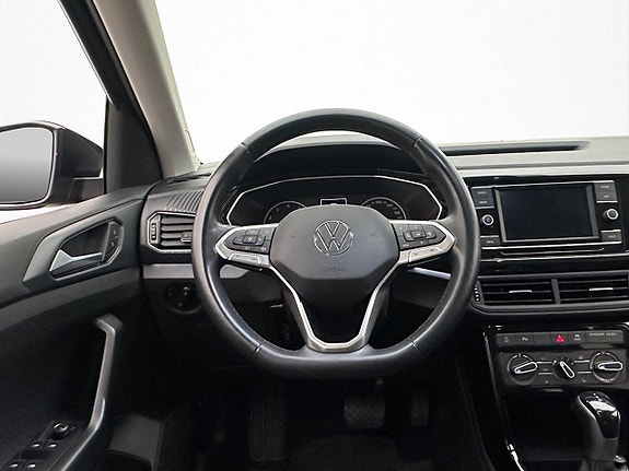 Volkswagen T-Cross 13 of 30