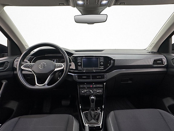 Volkswagen T-Cross 12 of 30
