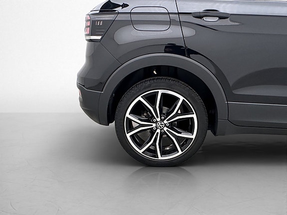 Volkswagen T-Cross 29 of 30