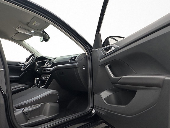 Volkswagen T-Cross 24 of 30