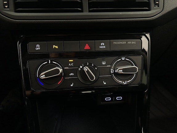 Volkswagen T-Cross 21 of 30