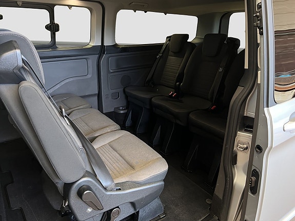 Ford Custom Tourneo 19 of 21