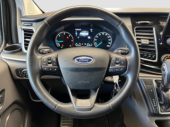 Ford Custom Tourneo 12 of 21