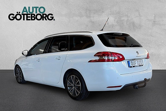 Peugeot 308 SW 4 of 5