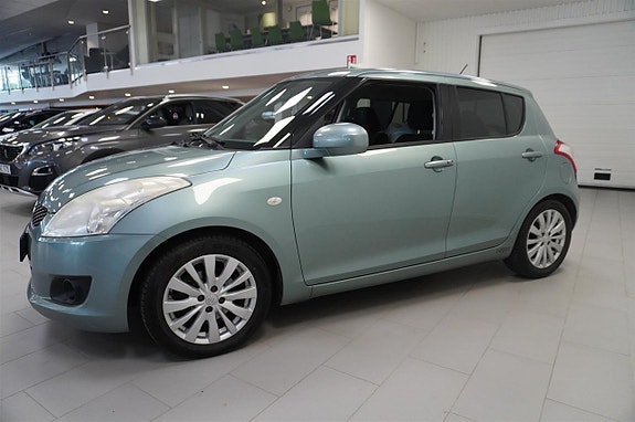 Suzuki Swift 3 of 5