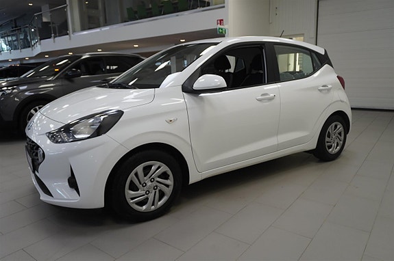 Hyundai i10 3 of 5