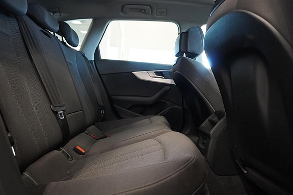 Audi A4 13 of 20