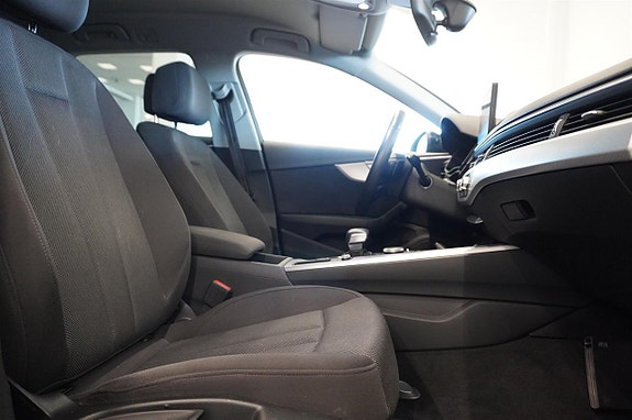 Audi A4 15 of 20