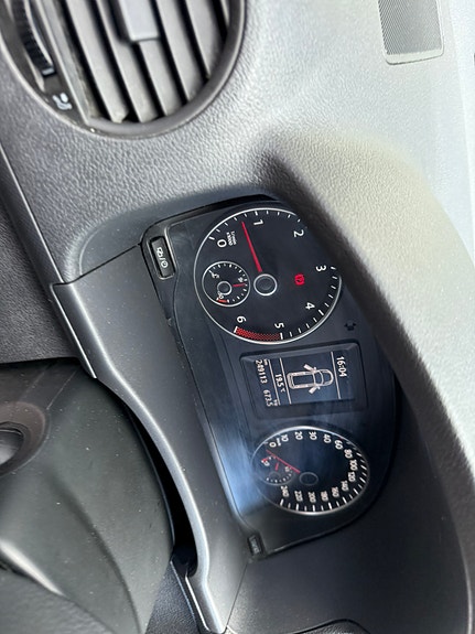 Volkswagen Caddy Maxi 11 of 15