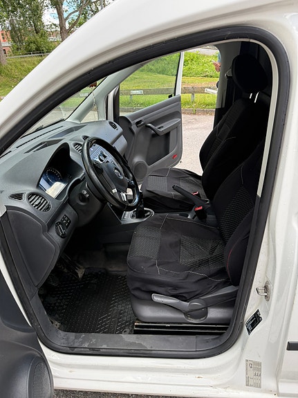 Volkswagen Caddy Maxi 10 of 15