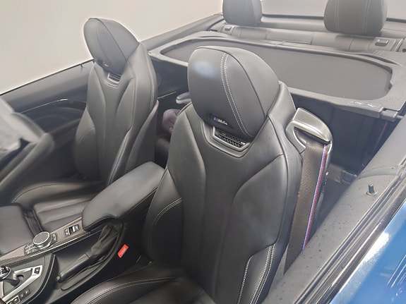 BMW M4 11 of 13