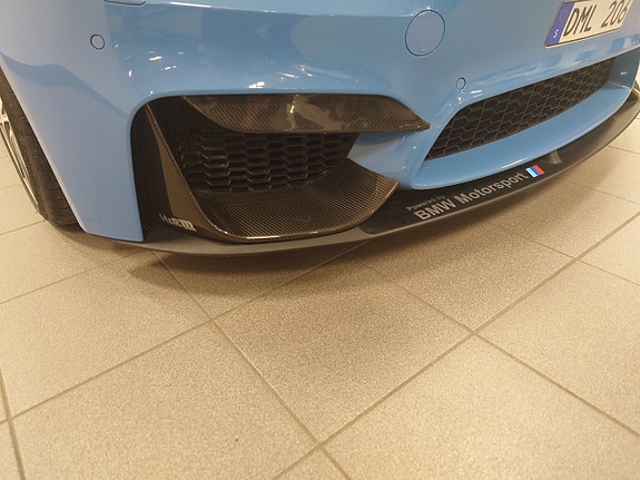 BMW M4 8 of 13