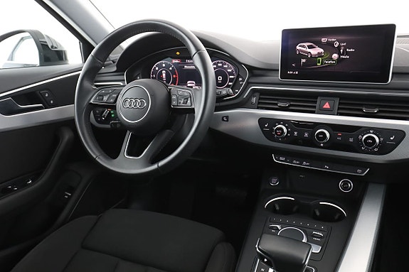 Audi A4 14 of 30
