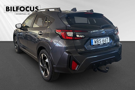 Subaru Crosstrek 2 of 5