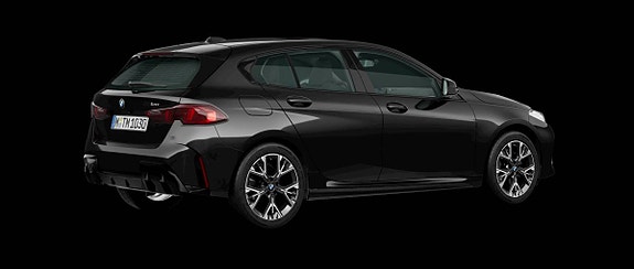 BMW 120i 3 of 5