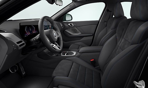 BMW 120i 4 of 5