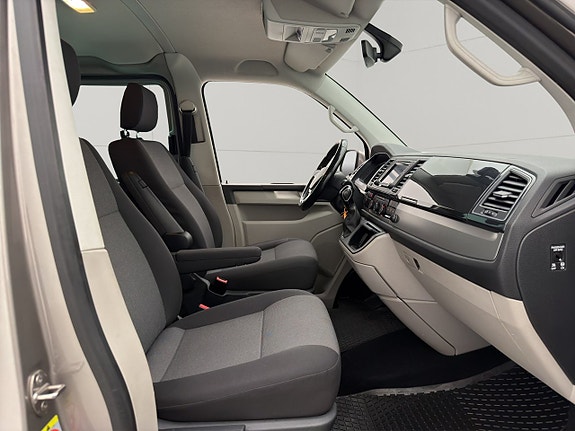 Volkswagen Transporter 27 of 30