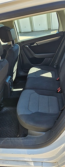 Volkswagen Passat 4 of 5