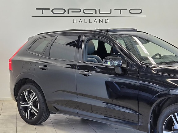 Volvo XC60 2 of 5