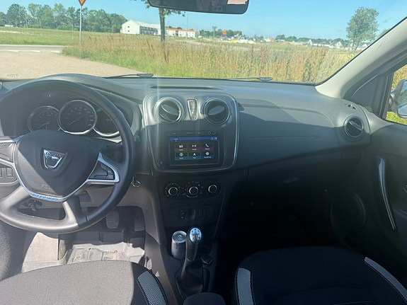 Dacia Logan 11 of 14